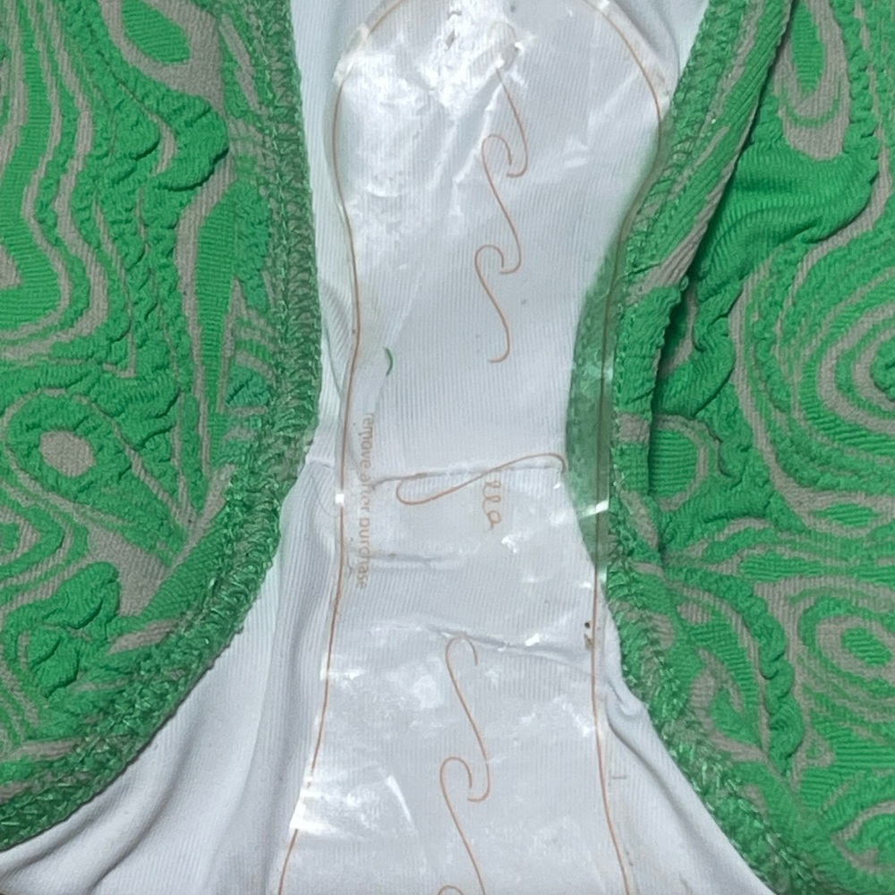 Seea Caroline One-Piece Surf Suit - Picture 5 of 6